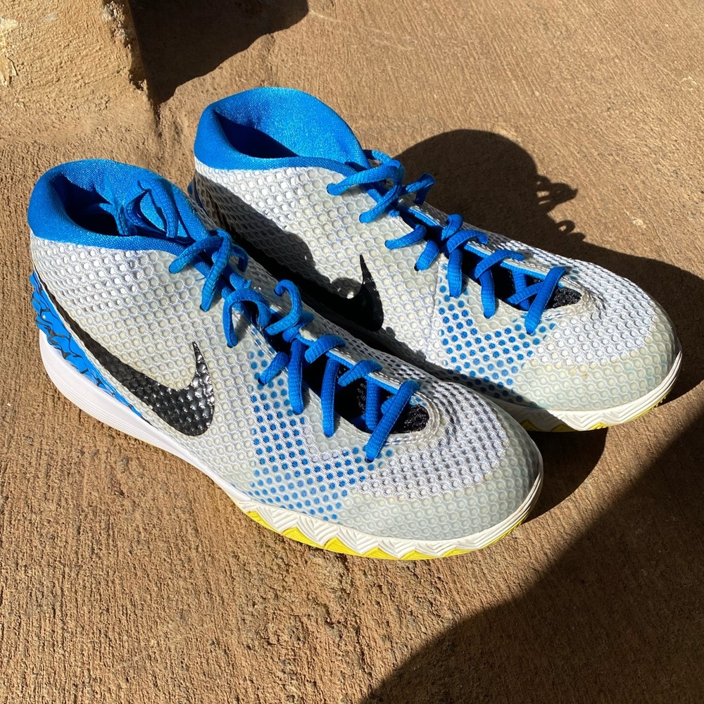 Nike Kyrie 1 Wings